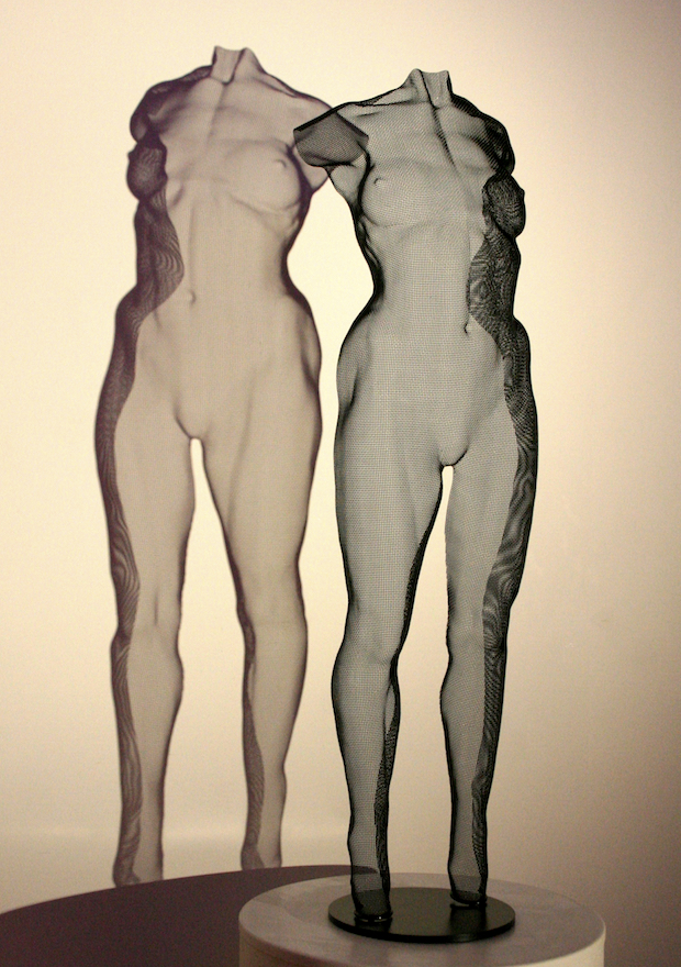 93cm height wire-mesh sculpture CINU