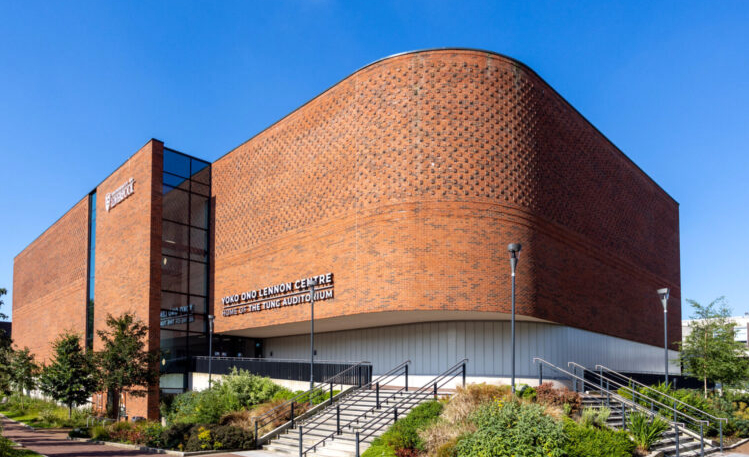 Building of the Yoko Ono Lennon Centre in Liverpool hosting a roof garden