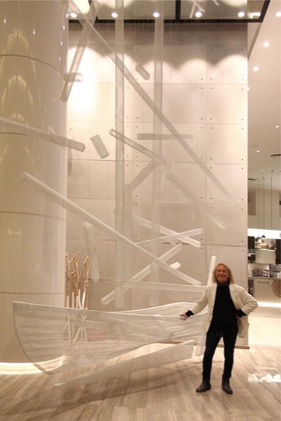 Begbie floating sculpture 6508 Dubai Royal Meridien